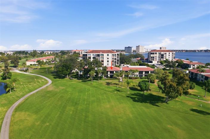 Image No.40-2 Bed Property for sale