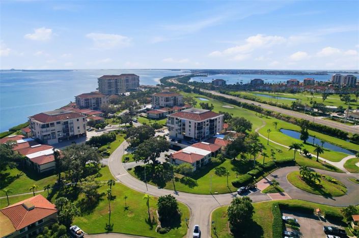 Image No.43-2 Bed Property for sale