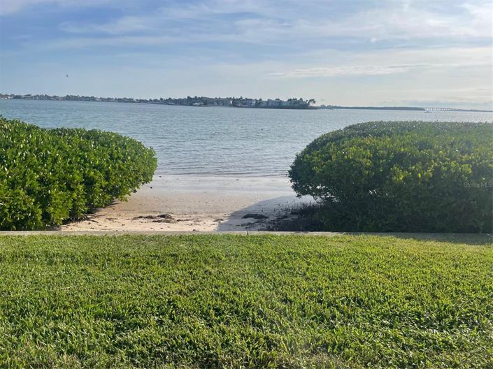 Image No.48-2 Bed Property for sale