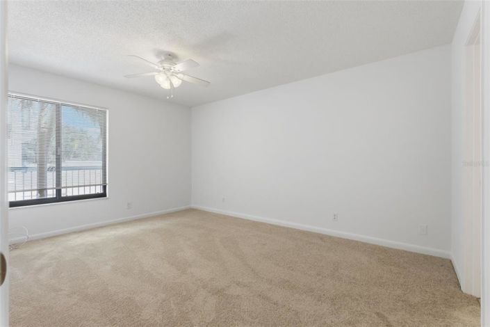 Image No.9-2 Bed Property for sale