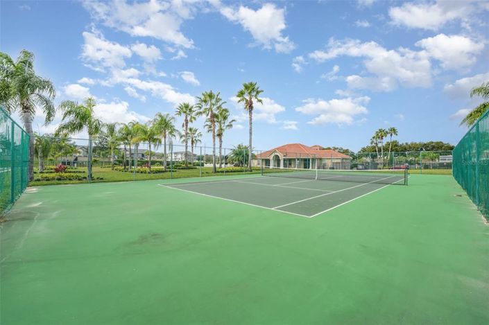 Image No.41-4 Bed Property for sale