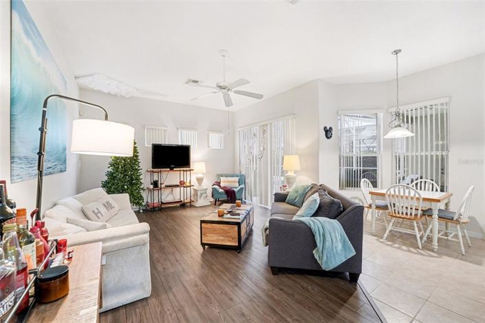 Image No.6-4 Bed Property for sale