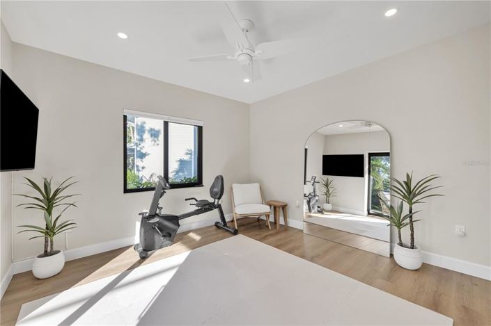 Image No.35-4 Bed Property for sale