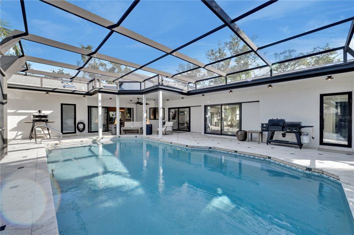 Image No.45-4 Bed Property for sale