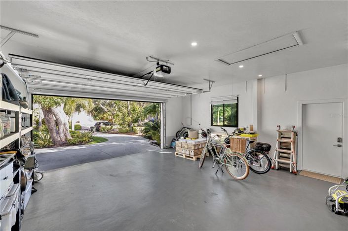 Image No.46-4 Bed Property for sale