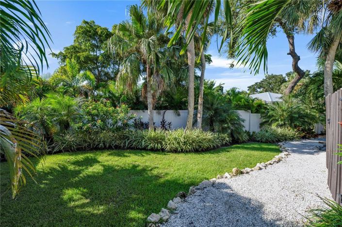 Image No.51-4 Bed Property for sale