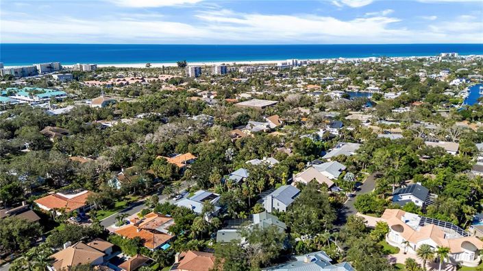 Image No.58-4 Bed Property for sale