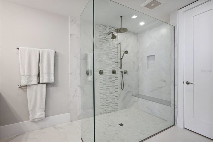 Image No.24-4 Bed Property for sale