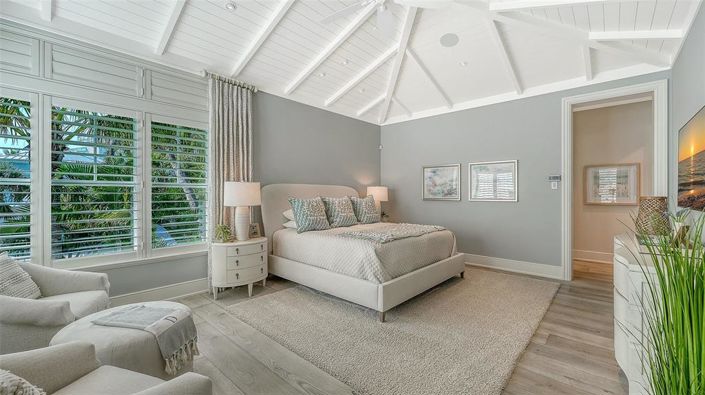 Image No.20-4 Bed Property for sale