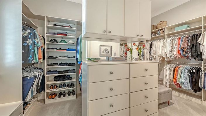 Image No.22-4 Bed Property for sale