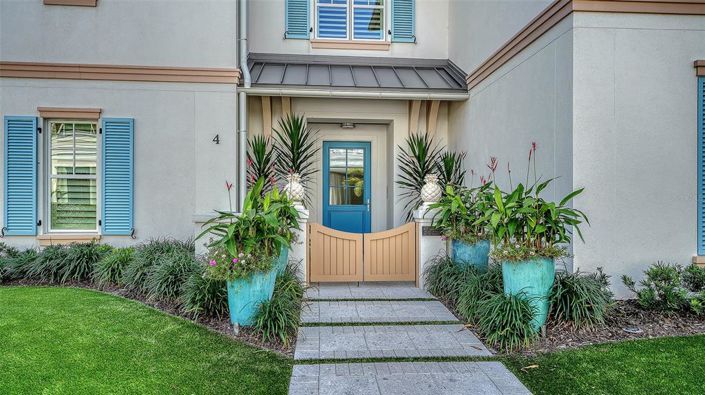 Image No.5-4 Bed Property for sale