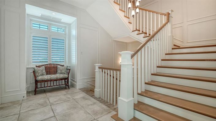 Image No.7-4 Bed Property for sale