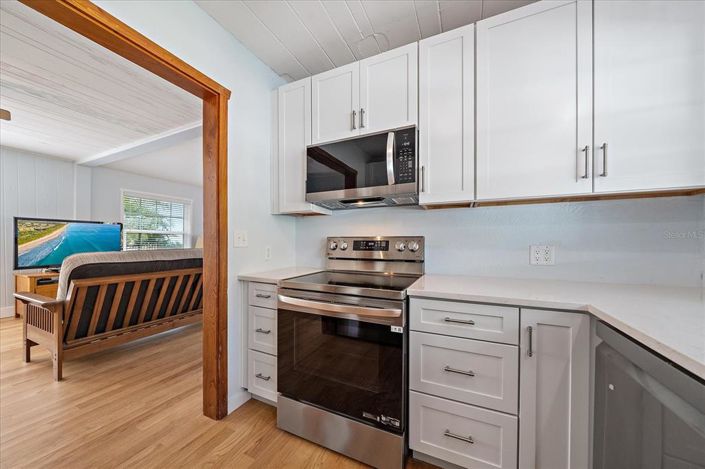 Image No.25-2 Bed Property for sale