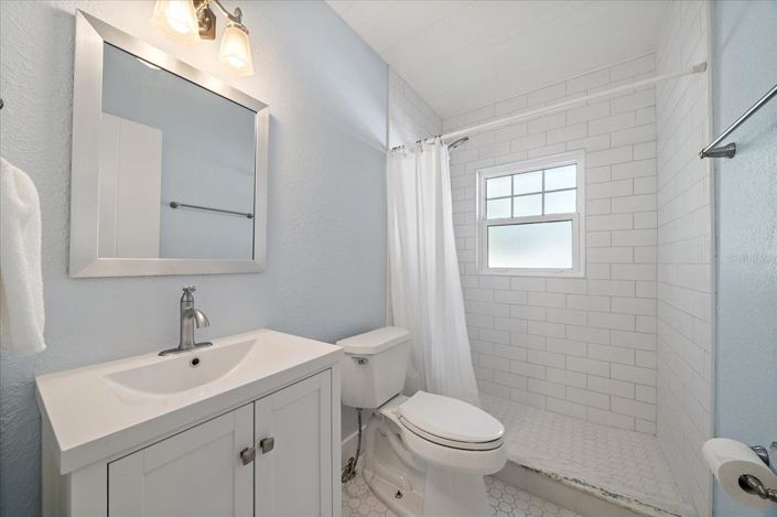 Image No.34-2 Bed Property for sale