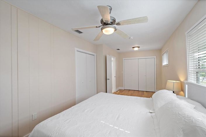 Image No.36-2 Bed Property for sale