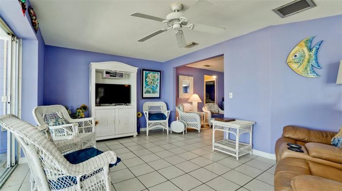 Image No.13-2 Bed Property for sale