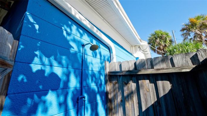 Image No.18-2 Bed Property for sale