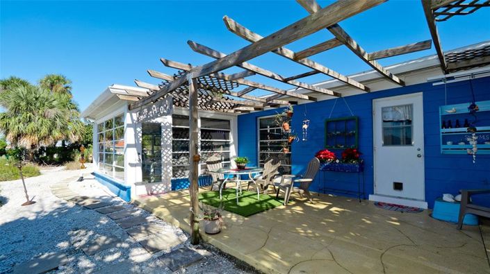 Image No.21-2 Bed Property for sale