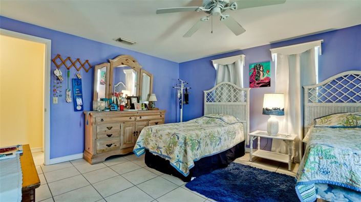 Image No.34-2 Bed Property for sale