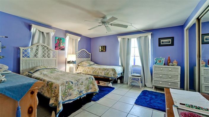 Image No.35-2 Bed Property for sale