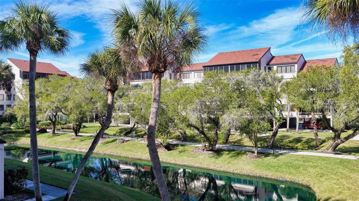 Image No.8-Propriété de 2 chambres à vendre à Sarasota