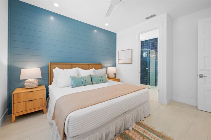 Image No.19-8 Bed Property for sale