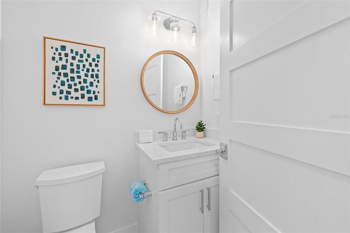 Image No.27-8 Bed Property for sale