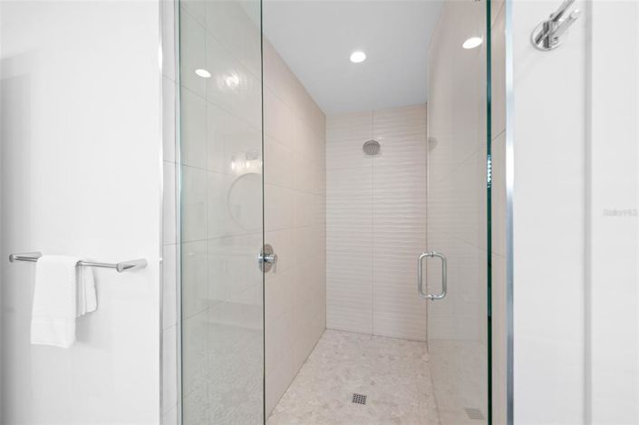 Image No.42-8 Bed Property for sale