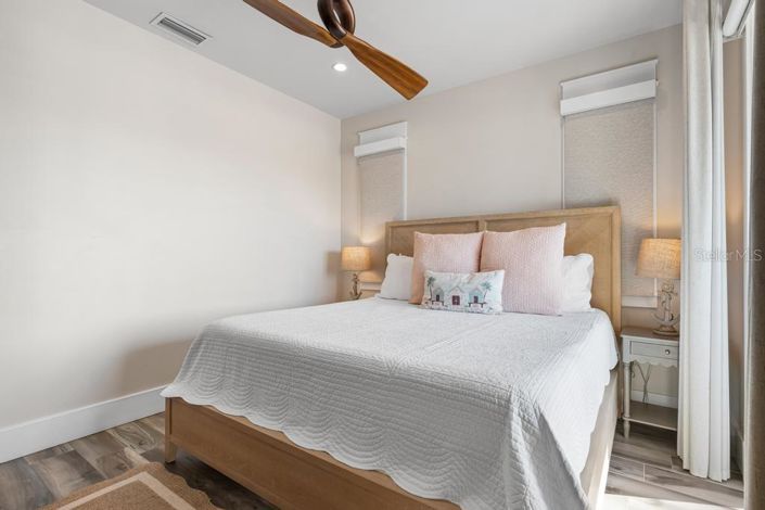 Image No.48-4 Bed Property for sale