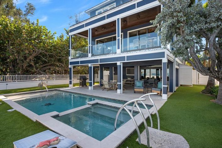 Image No.57-4 Bed Property for sale