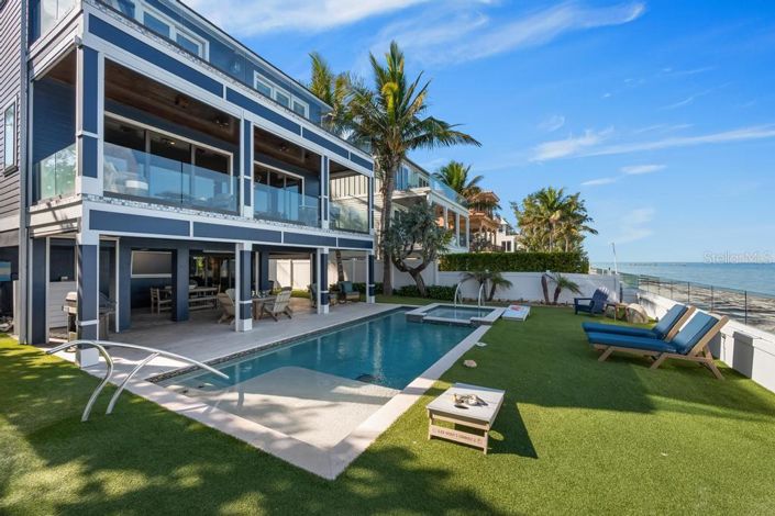 Image No.6-4 Bed Property for sale