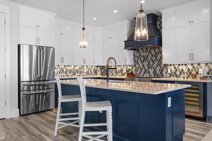 Image No.9-4 Bed Property for sale