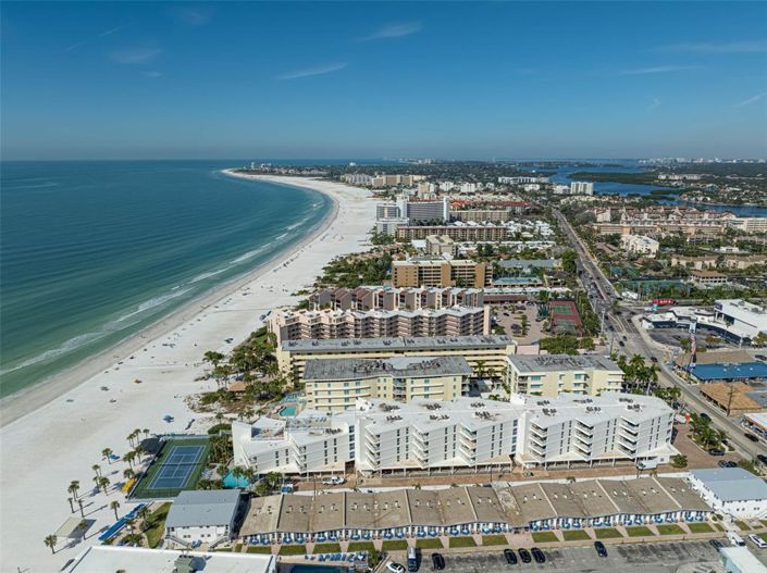 Image No.38-Propriété de 2 chambres à vendre à Sarasota