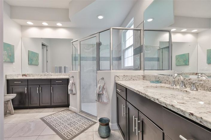 Image No.18-2 Bed Property for sale