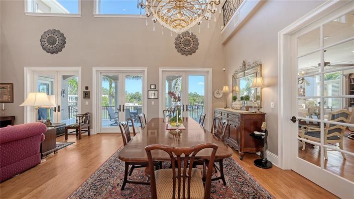 Image No.20-5 Bed Property for sale