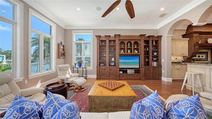 Image No.34-5 Bed Property for sale