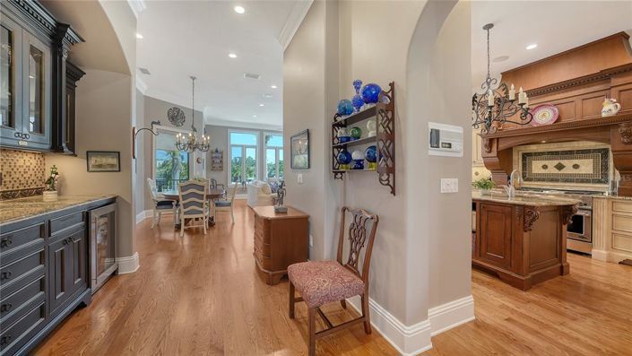 Image No.41-5 Bed Property for sale