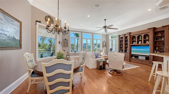 Image No.44-5 Bed Property for sale