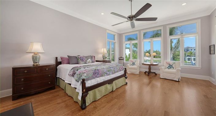 Image No.48-5 Bed Property for sale