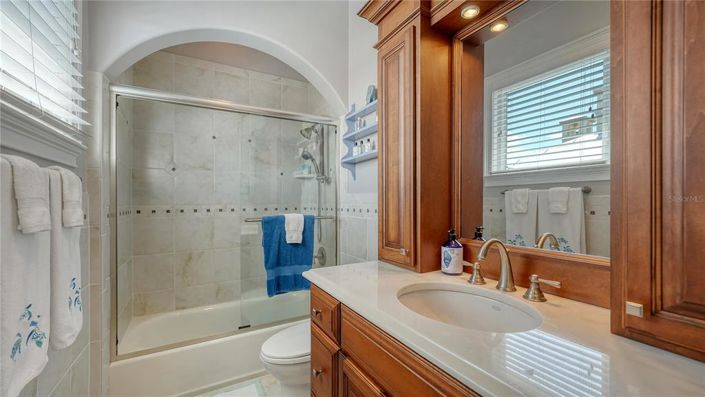 Image No.59-5 Bed Property for sale