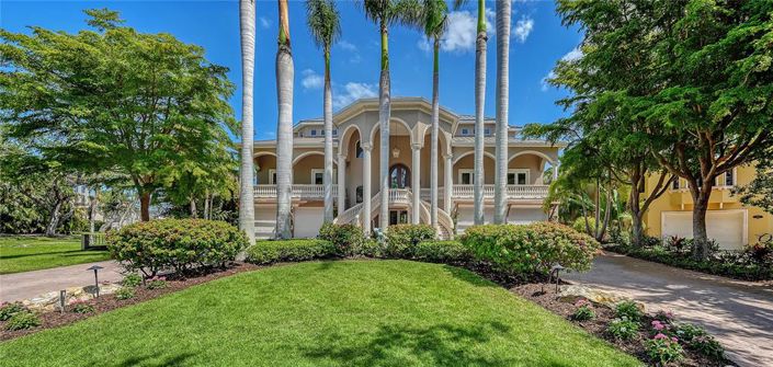 Image No.7-5 Bed Property for sale