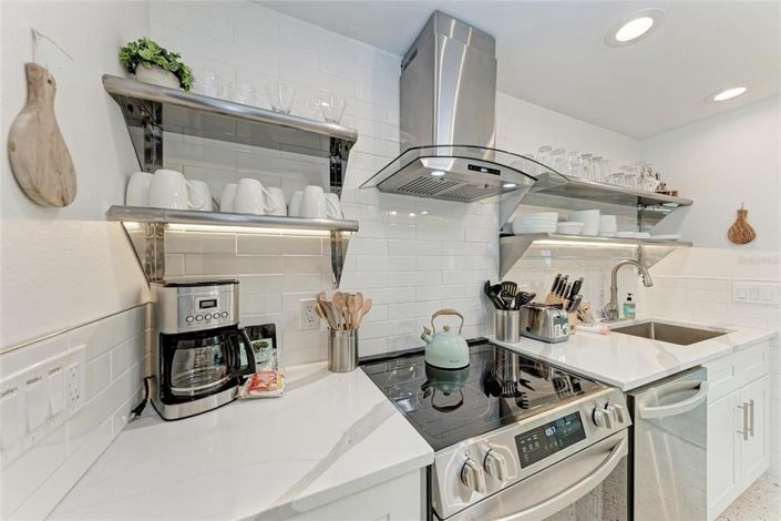 Image No.14-4 Bed Property for sale