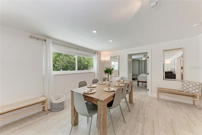 Image No.19-4 Bed Property for sale