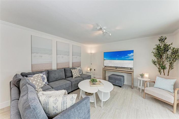 Image No.21-4 Bed Property for sale