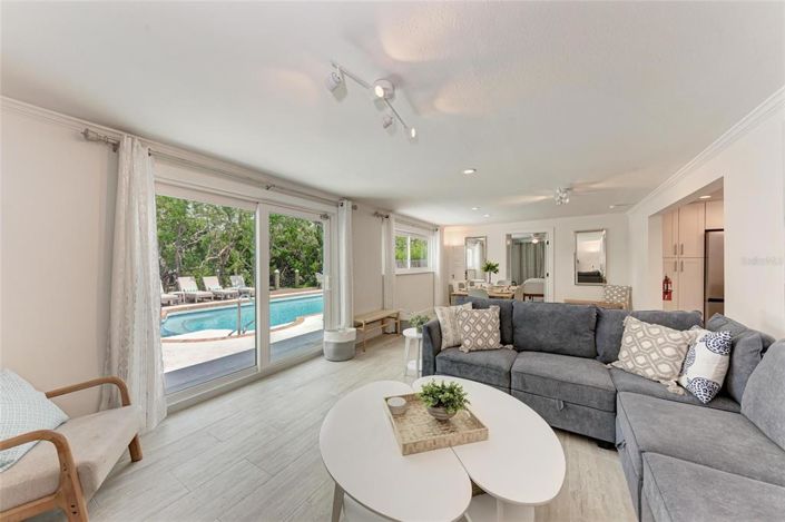 Image No.23-4 Bed Property for sale