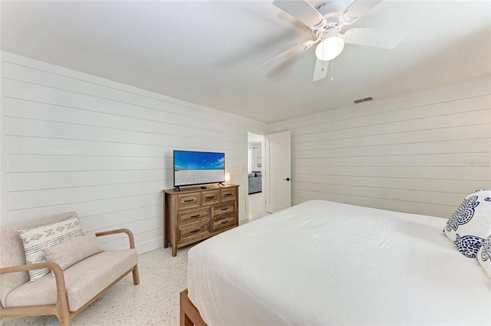 Image No.26-4 Bed Property for sale