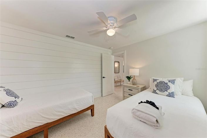 Image No.33-4 Bed Property for sale