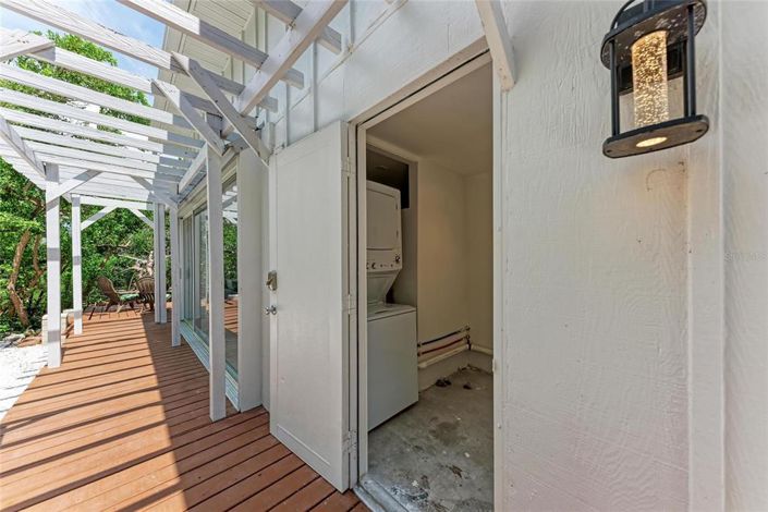 Image No.38-4 Bed Property for sale