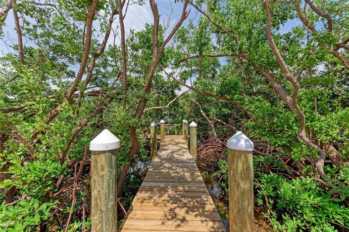 Image No.60-4 Bed Property for sale