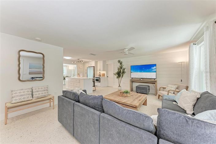 Image No.7-4 Bed Property for sale